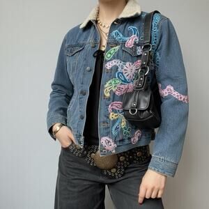 Vintage Paisley Embroidered Denim Jacket Fur Collar Indie Sleaze Boho Rock